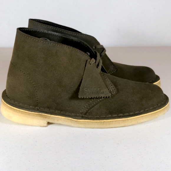 Clarks Desert Boot Dark Olive - Picture 4 of 8